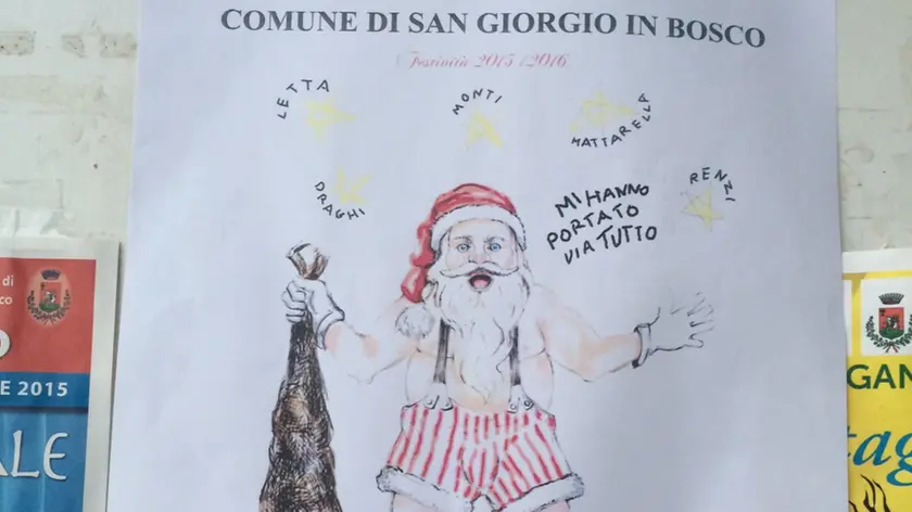 Il messaggio di auguri del sindaco affisso alla bacheca comunale