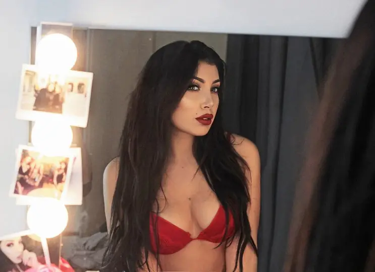 Un'altra foto dal profilo Instagram di Melissa T