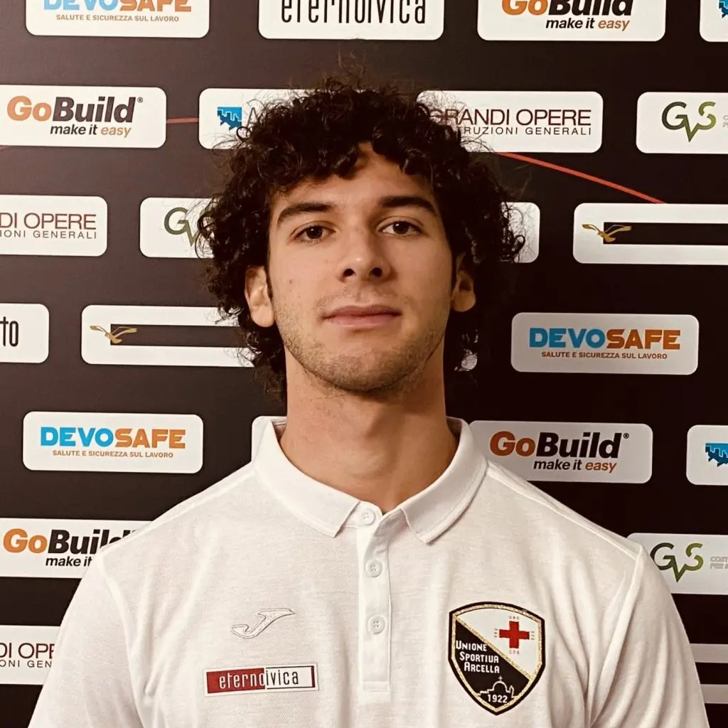 Simone Franciosi in maglia Arcella