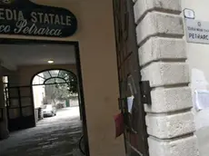 MILANESI - SCUOLA PETRARCA MILANESI - SCUOLA PETRARCA
