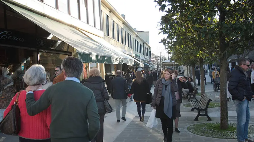 BELLUCO.TURISTI ALLE TERME