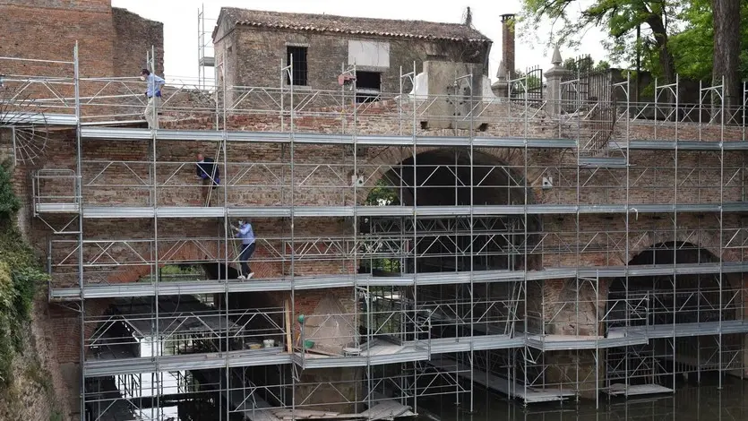 TOME' - AGENZIA BIANCHI - PADOVA - MICALIZZI ALLE PORTE CONTARINE