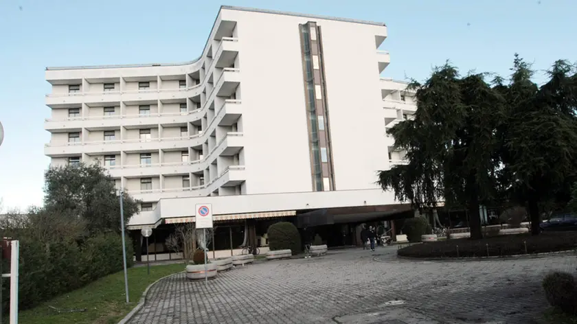 L’Hotel Commodore di via Pio X a Montegrotto Terme in attività nonostante la vendita giudiziaria