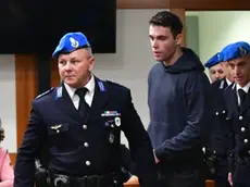 L'arrivo di Filippo Turetta per l'udienza finale del proicesso davabnti alla Corte d'Assise di Venezia (ph Tagliapietra/Interpress)