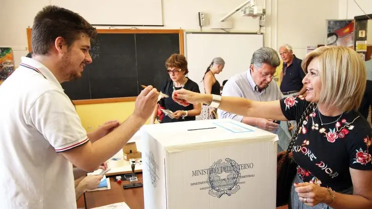 BARON - AGENZIA BIANCHI - PADOVA - MAURIZIO MERIDI AL VOTO