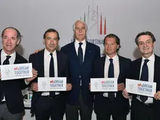 Da sinistra il presidente della regione Veneto Luca Zaia; il sindaco di Milano Giuseppe Sala; il presidente del Coni Giovanni Malagò; il sindaco di Cortina Giampietro Ghedina e il presidente della regione Lombardia Attilio Fontana