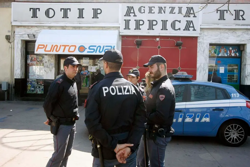 FERRO - CHIUSURA SNAI IN STAZIONE