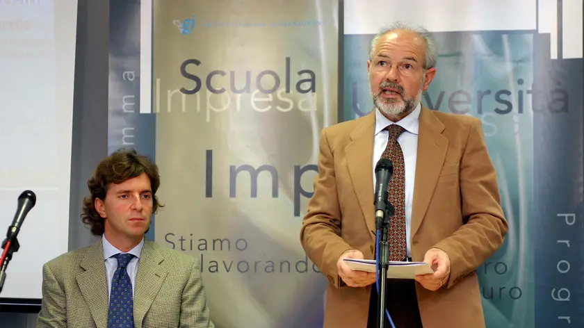 PD 26 ottobre 2004 G.M. Unindustria, 11° Giornata Nazionale Orientagiovani. da sx: Peghin e ol Prof Gennaro. (VIGATO) Unindustria, 11° Giornata Nazionale Orientagiovani - Vigato