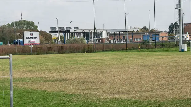 Monselice (PD), 10 ottobre 2019. Manto erboso rovinato al campo di Rugby "Ercole Rugby" di Monselice