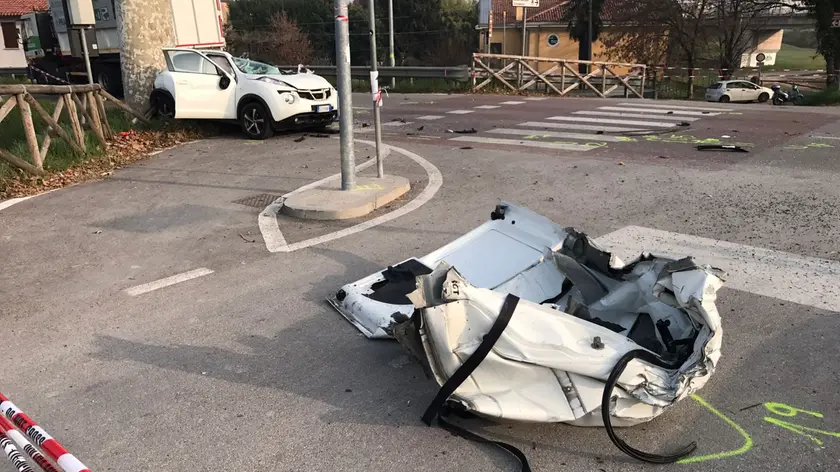 L'incidente di via Vigonovese (FOTO BIANCHI)