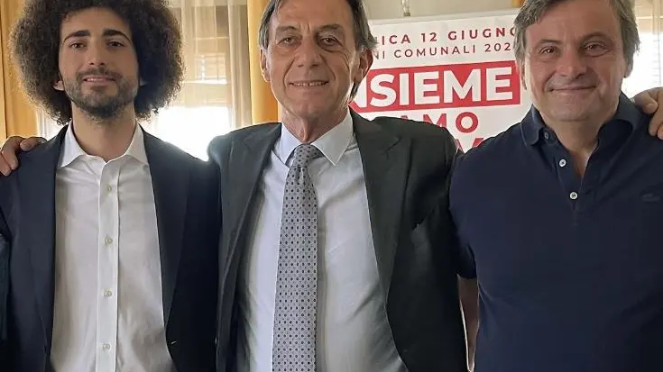 Bruno Cacciavillani con il sindaco Sergio Giordani e il leader di Azione Carlo Calenda