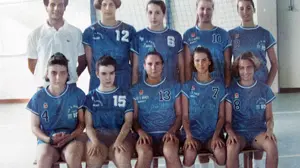 Andrea Deaglio e la squadra di basket