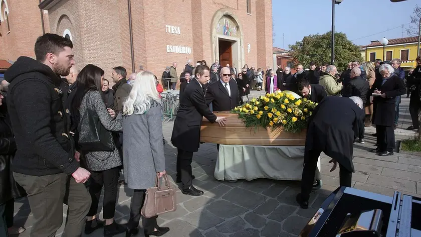 BASCHIERI - AGENZIA BIANCHI - PADOVA - FUNERALE GIANFRANCO MARCATO