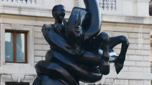 Interpress/M.Tagliapietra Venezia.- Opera di Damien Hirst. Palazzo Grassi.