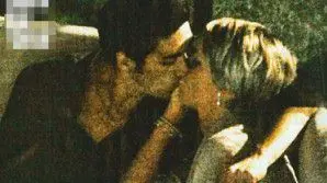 I TRE Cristiana Nardini. In alto un bacio tra Filippo Magnini e la Pellegrini