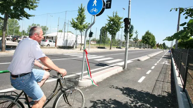 BELLUCO INAUGURAZIONE STRADA GIARA BASSA LOBIA