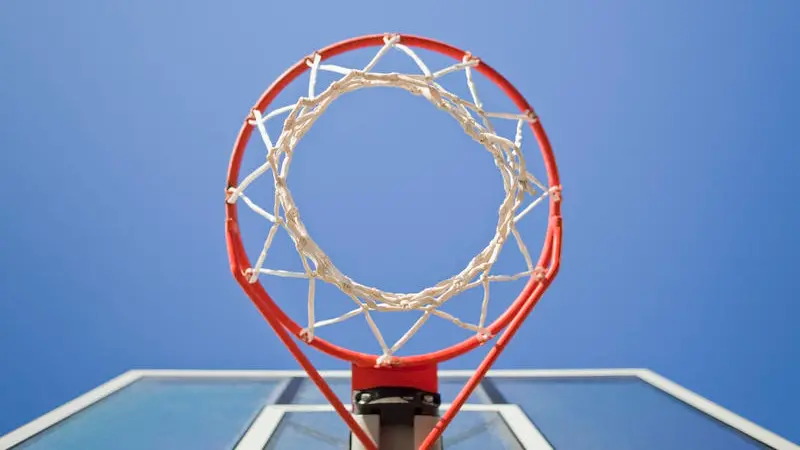 Squalificato giocatore di basket
