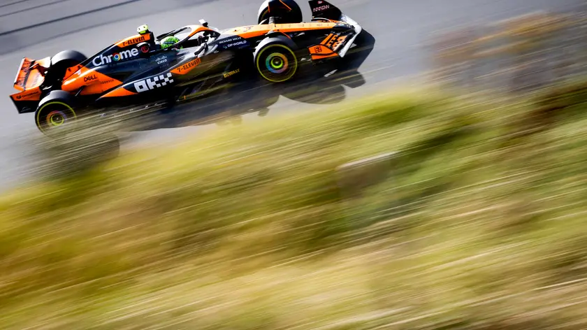 epa11561794 McLaren driver Lando Norris of Briatin in action during the second free practice session for the Formula One Dutch Grand Prix at the Circuit Zandvoort, in Zandvoort, Netherlands, 23 August 2024. The Formula 1 Dutch Grand Prix is held on 25 August 2024. EPA/Sem van der Wal