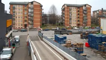 LA PROTESTA L’ingresso posteriore di Auchan su via Galliano