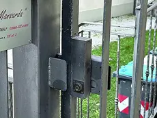 Il cancello del condominio del B&b di via Vigodarzere 175 dove è stata cambiata la serratura
