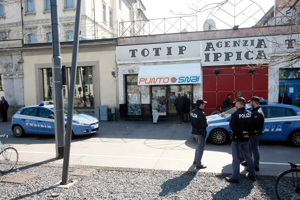 FERRO - CHIUSURA SNAI IN STAZIONE