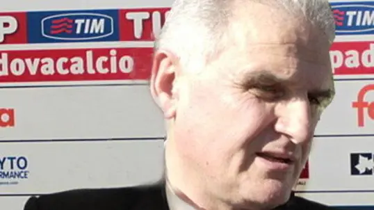 PADOVA CALCIO 2010 DUEMILADIECI PRESENTAZIONE NUOVO SPONSOR DEL SETTORE GIOVANILE IN FOTO da dx Il presidente MARCELLO Cestaro insieme a Francesco Marangon
