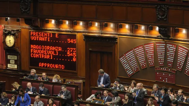 28/05/2013 Roma , Camera dei Deputati, votazione sulla ratifica della convenzione di Istanbul contro la violenza sulle donne. Nella foto il voto finale approvato all' unanimitˆ
