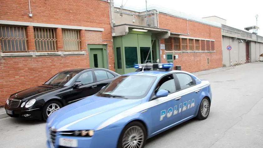 FERRO - EVASIONE DALLA CASA CIRCONDARIALE FERRO - EVASIONE DALLA CASA CIRCONDARIALE