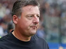 epa11608648 Udinese's coach Kosta Runjaic looks on before the Italian Serie A soccer match Parma Calcio vs Udinese Calcio at Ennio Tardini stadium in Parma, Italy, 16 September 2024. EPA/SERENA CAMPANINI