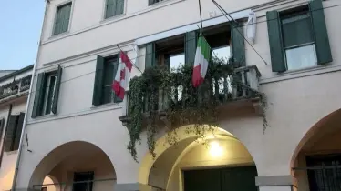 RIVIERA Il consolato canadese vicino alla questura padovana