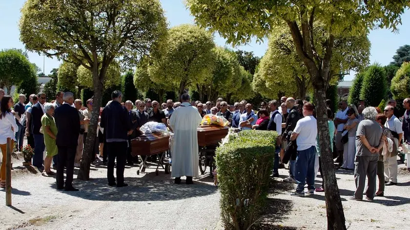 BARON - AGENZIA BIANCHI - PADOVA - FUNERALE CECCHINATO