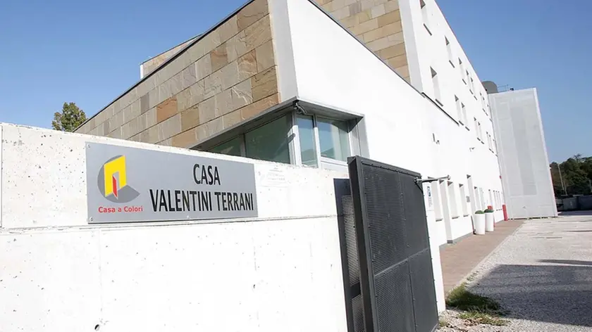 BARON - AGENZIA BIANCHI - PADOVA - CASA VALENTINI TERRANI
