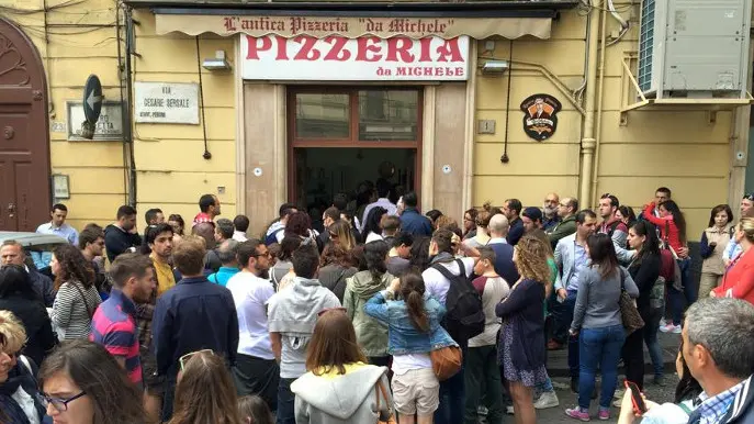 La pizzeria "Da Michele" a Napoli
