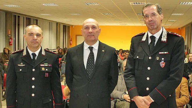 POLETTO INCONTRI RIS CARABINIERI ISTITUTO MEUCCI CITTADELLA DA SX STABILE, CALOCCHIO (PRES.LIONS) E LAGO