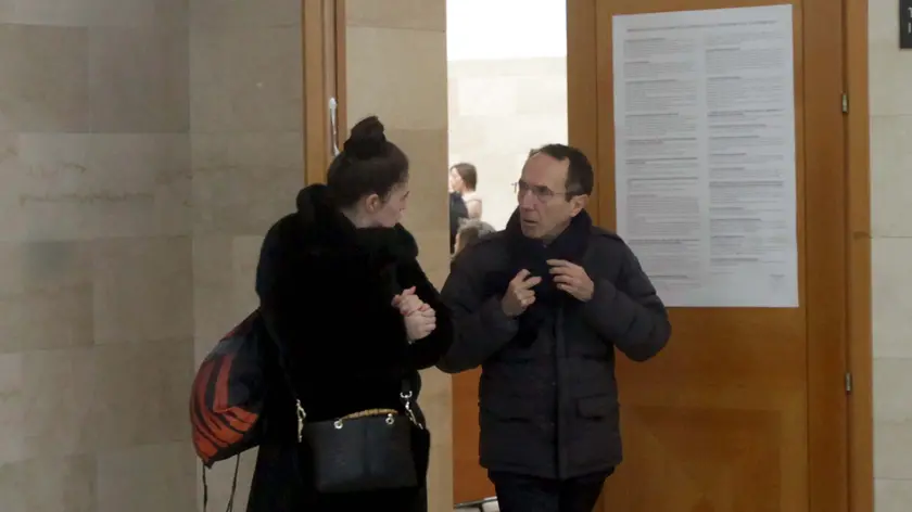 L'ex prefetto vicario Pasquale Aversa con il suo avvocato