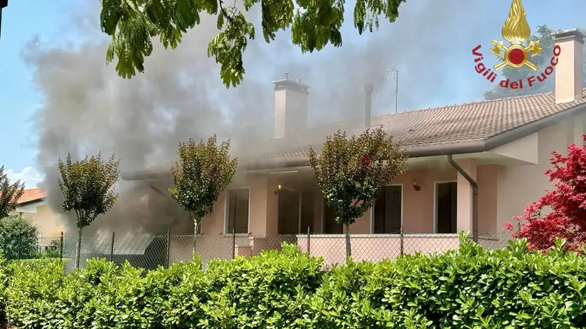 L'incendio della villetta in centro a Borgoricco