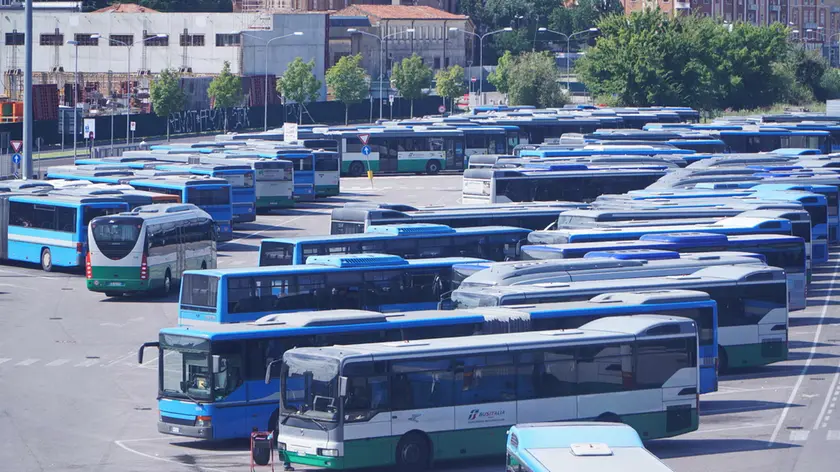 BARON - AGENZIA BIANCHI - PADOVA - AUTOBUS E TRASPORTO PUBBLICO , DEPOSITO DIETRO LA FIERA