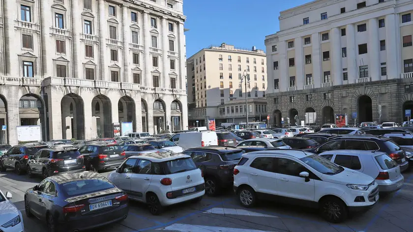 MARIAN - AGENZIA BIANCHI - PADOVA - PARCHEGGIO PIAZZA INSURREZIONE