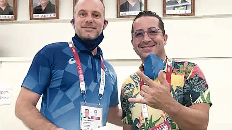 Nicolò Zangirolami con il premio Pulitzer 2019, Ueslei Marcelino
