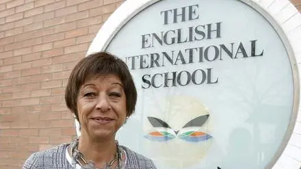 GENESIN - INTERVISTA DELLA DOMENICA ALLA ENGLISH SHOOL