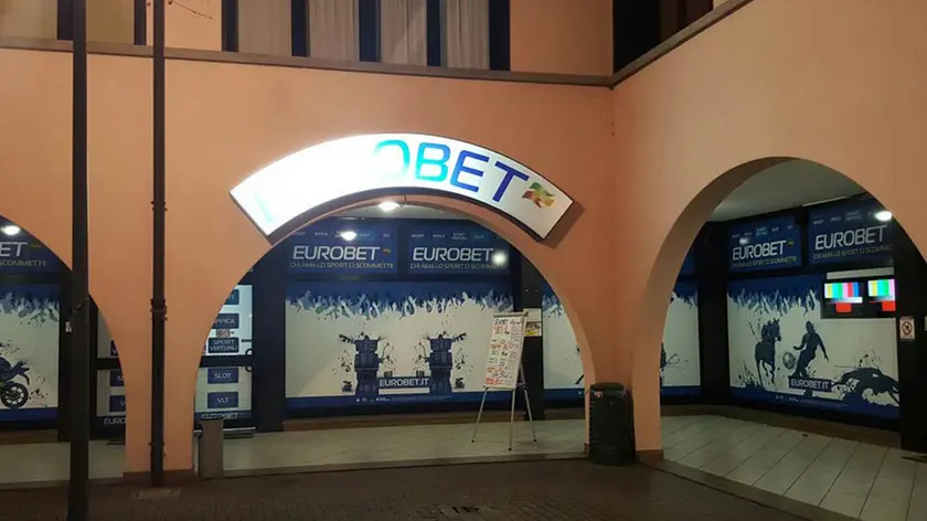 BELLUCO - FOTOPIRAN - ALBIGNASEGO - RAPINA SALA GIOCHI