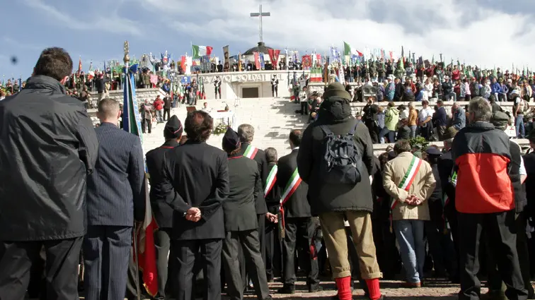CIMA GRAPPA COMMEMORAZIONE GRANDE GUERRA fotocronaca - commemorazione a cima grappa