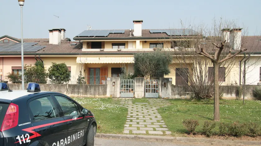 BELLUCO ABITAZIONE LUOGO SUICIDIO CARLO SIMIONI CITTADELLA