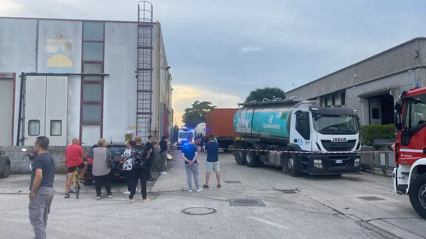 La ditta dove si è verificato l'incidente sul lavoro (foto Bergamin)
