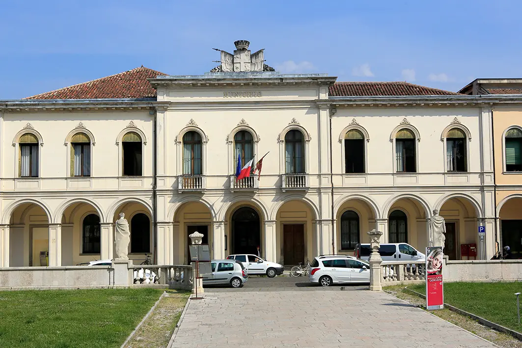 Il municipio di Castelfranco
