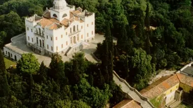 VILLA SELVATICO Il complesso sorge sulla cima di un piccolo colle a sud dell’abitato di Battaglia