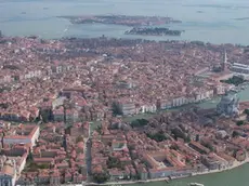Venezia foto aeree da elicottero dei Vigili del Fuoco 12/07/2003 © Light Image studio Iannuzzi