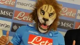 GRRRR CHE PAURA! Inler si presentato così
