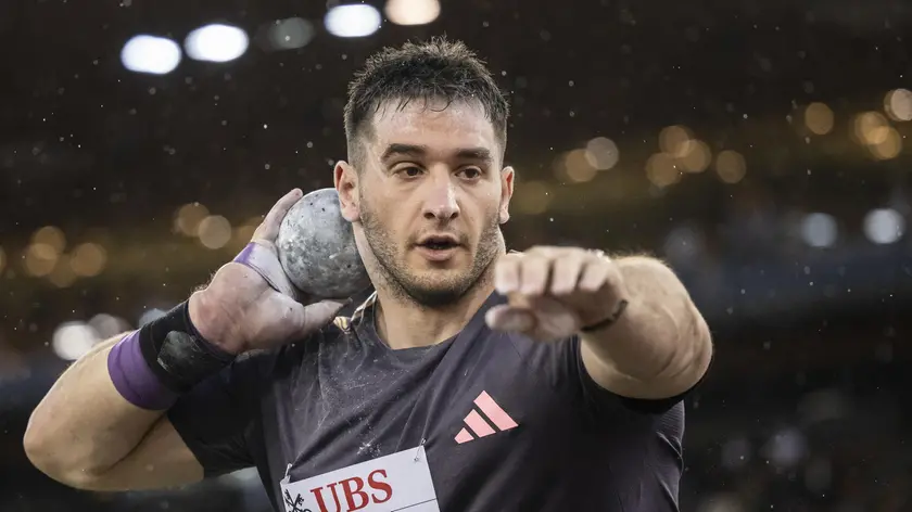 epa11587713 Leonardo Fabbri of Italy competes in the Men's Shot Put during the World Athletics Diamond League Weltklasse Zurich athletics meeting in Zurich, Switzerland, 05 September 2024. EPA/JEAN-CHRISTOPHE BOTT