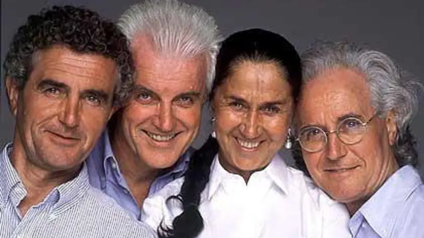 Carlo Benetton, primo a sinistra, con i suoi fratelli